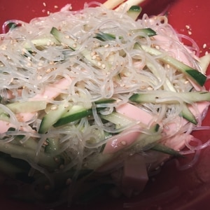 魚肉ソーセージの春雨サラダ